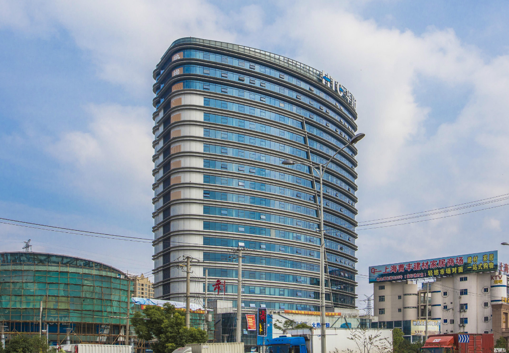 華拓大廈：引領商務新潮流的綜合體建筑