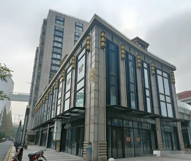 上海靜安區出售獨棟：市北地鐵口，商業產權，得房率超200%+18車位