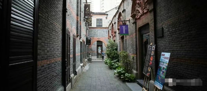 上海黃浦區(qū)出售獨棟：威海路鬧中取靜老洋房，身份之選用途多元